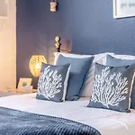 1 Bed In Whitby Oc-r566 Дом отдыха Робин-Худс-Бей