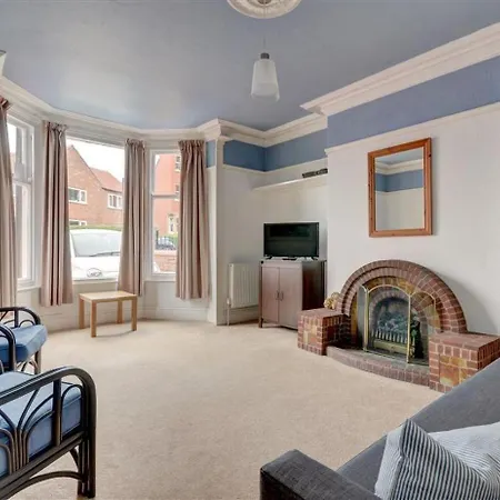 1 Bed In Whitby Oc-r566 * Робин-Худс-Бей